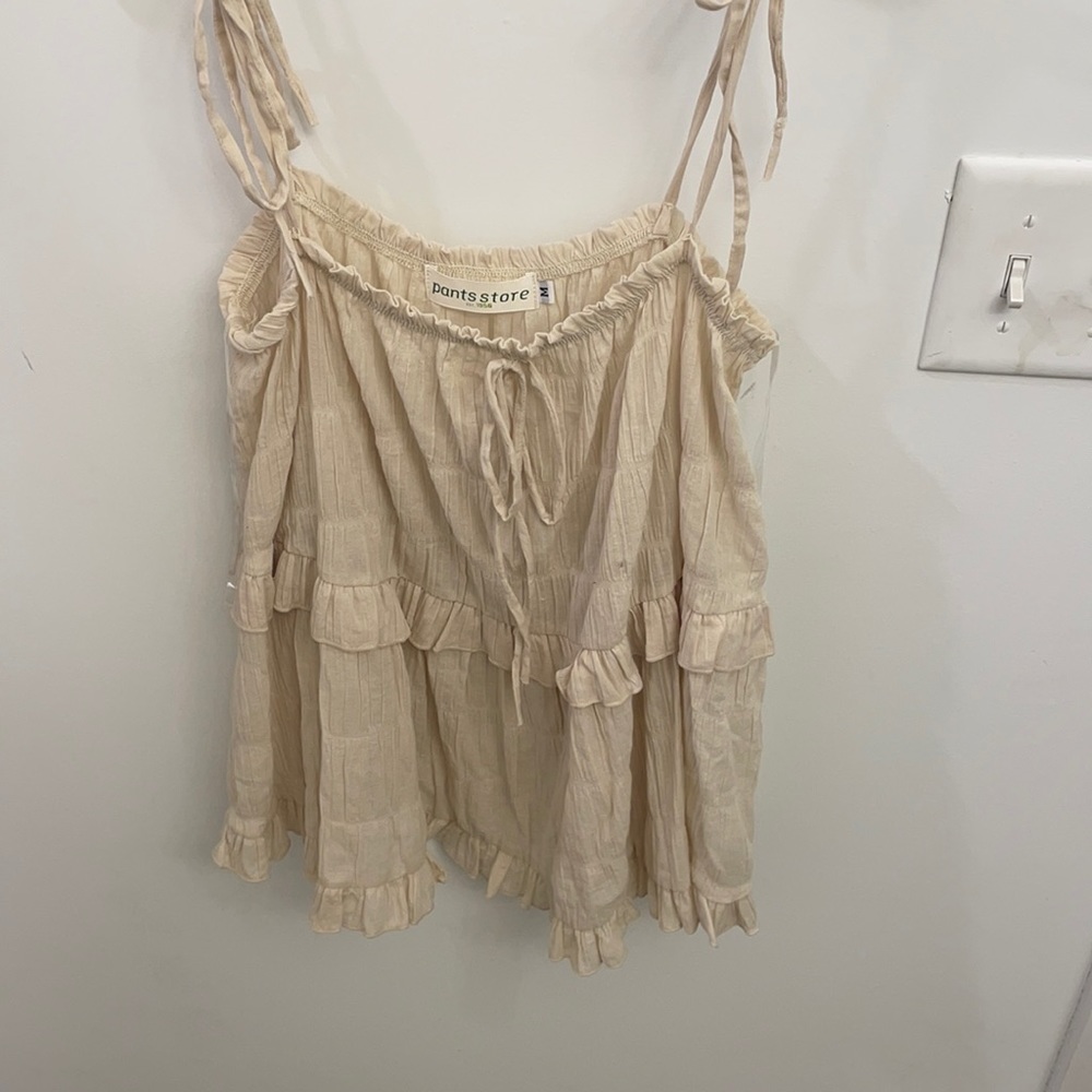 Medium boutique top- never worn